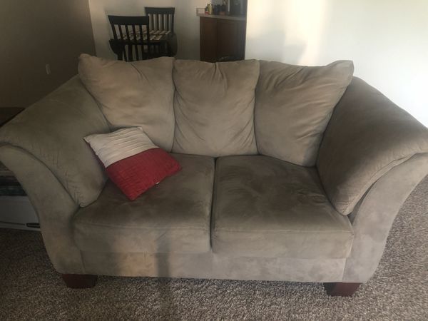 Sofa And Loveseat Furniture In Plymouth Mn Offerup