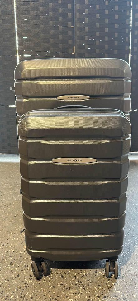 Samsonite Tech Hardside Expandable Luggage With Spinner Wheels