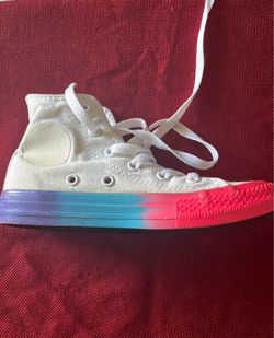 Converse Chuck Taylor All Star High Top Rainbow Ombré Midsole White Canvas Size 12 Kids U.S.