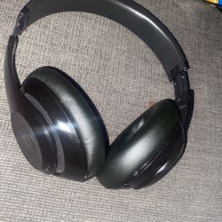 Studio Beats Pro’s