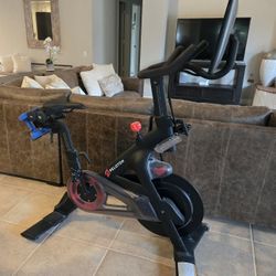 Peloton Bike