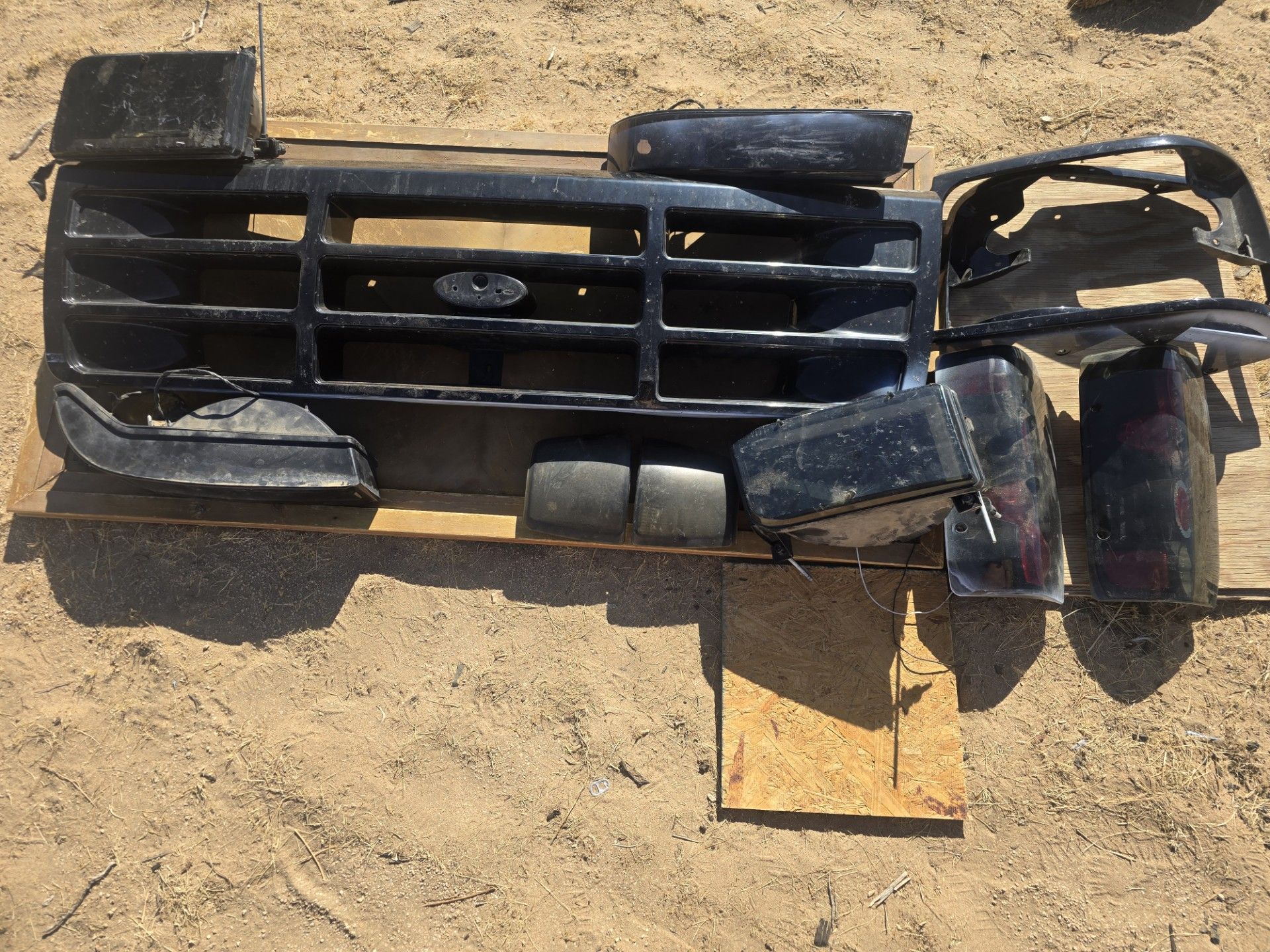 93 f350 grille and lights