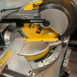 Dewalt Compound Meter Saw 