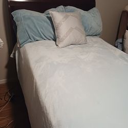 XL Twin Bed, Complete