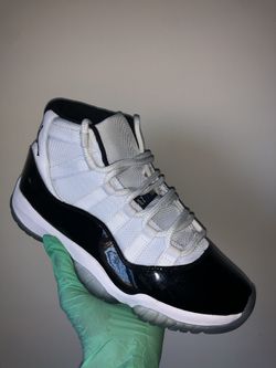 Jordan 11 concord size 8.5