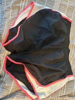 Women’s running shorts size S