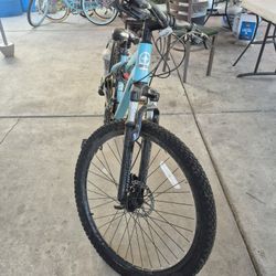 27.5 Schwinn Mountain Bike