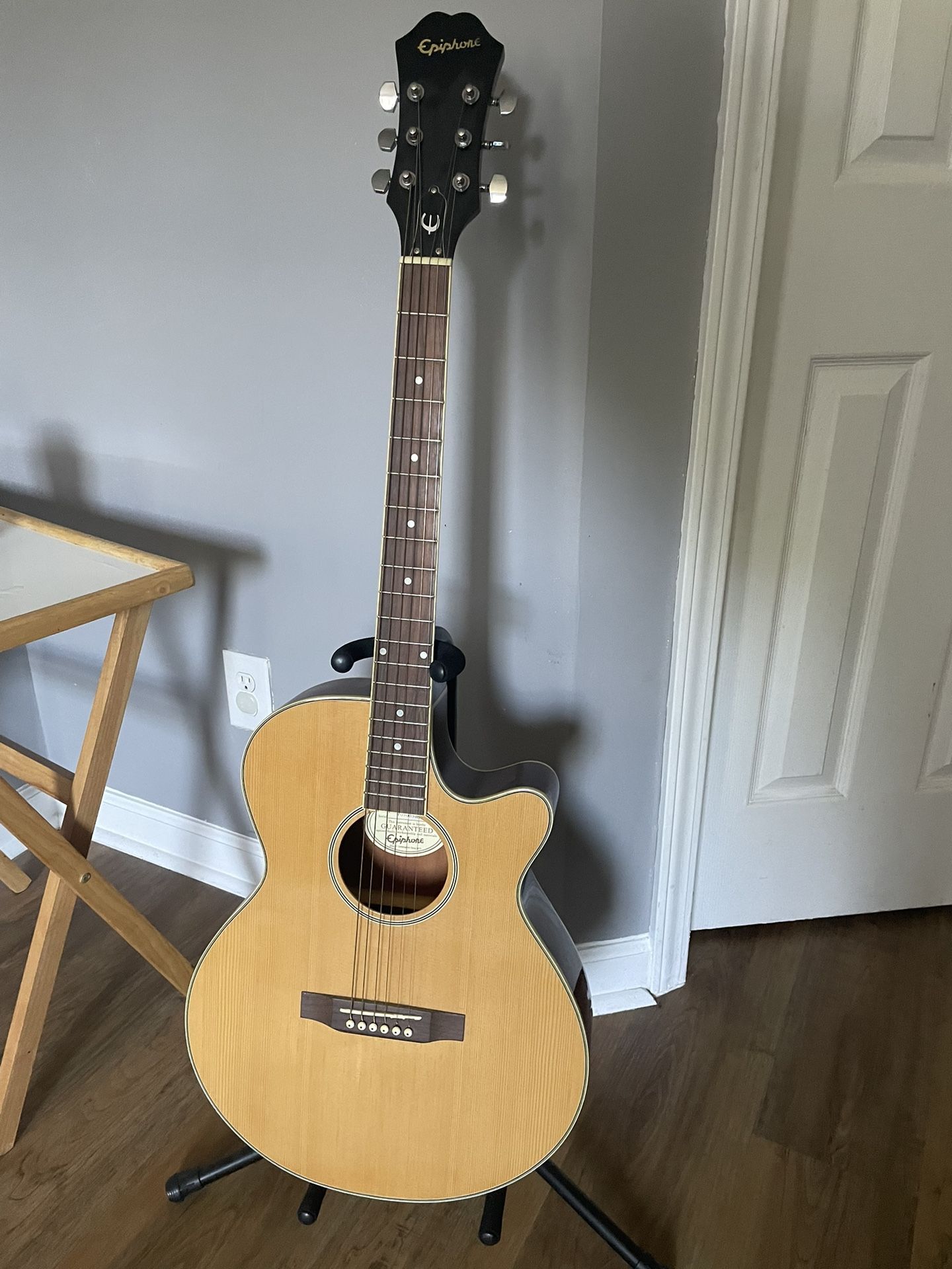 Epiphone Acoustic/Electric Guitar PR-4E