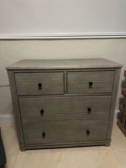 Gray Wood 4-Drawer Dresser