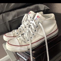 Converse Sneakers Size 6 