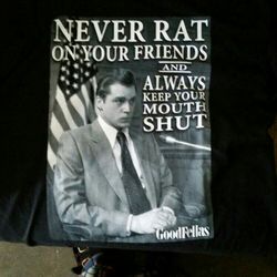 Goodfellas T-shirt Size Large