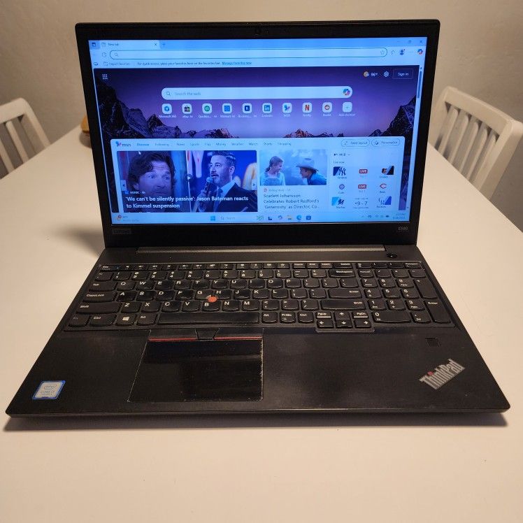 THINKPAD LENOVO E580 laptop 15.6-inch 
INTEL CORE I3-7020U 2.30GHZ 
4GB RAM - 240GB SSD
Windows 11 pro. Microsoft office installed.  Nothing wrong.  *