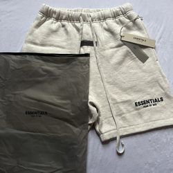 Small white Essentials Shorts