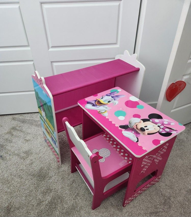 Minnie Desk and Toy Rack