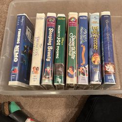 Disney VHS Tapes- Snow White, Sleeping Beauty, Finding Nemo