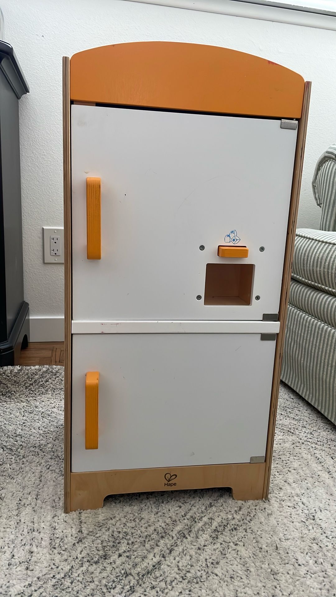Hape Toy Fridge