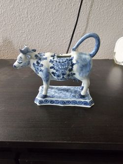 Vintage Creamer Blue And White Cow