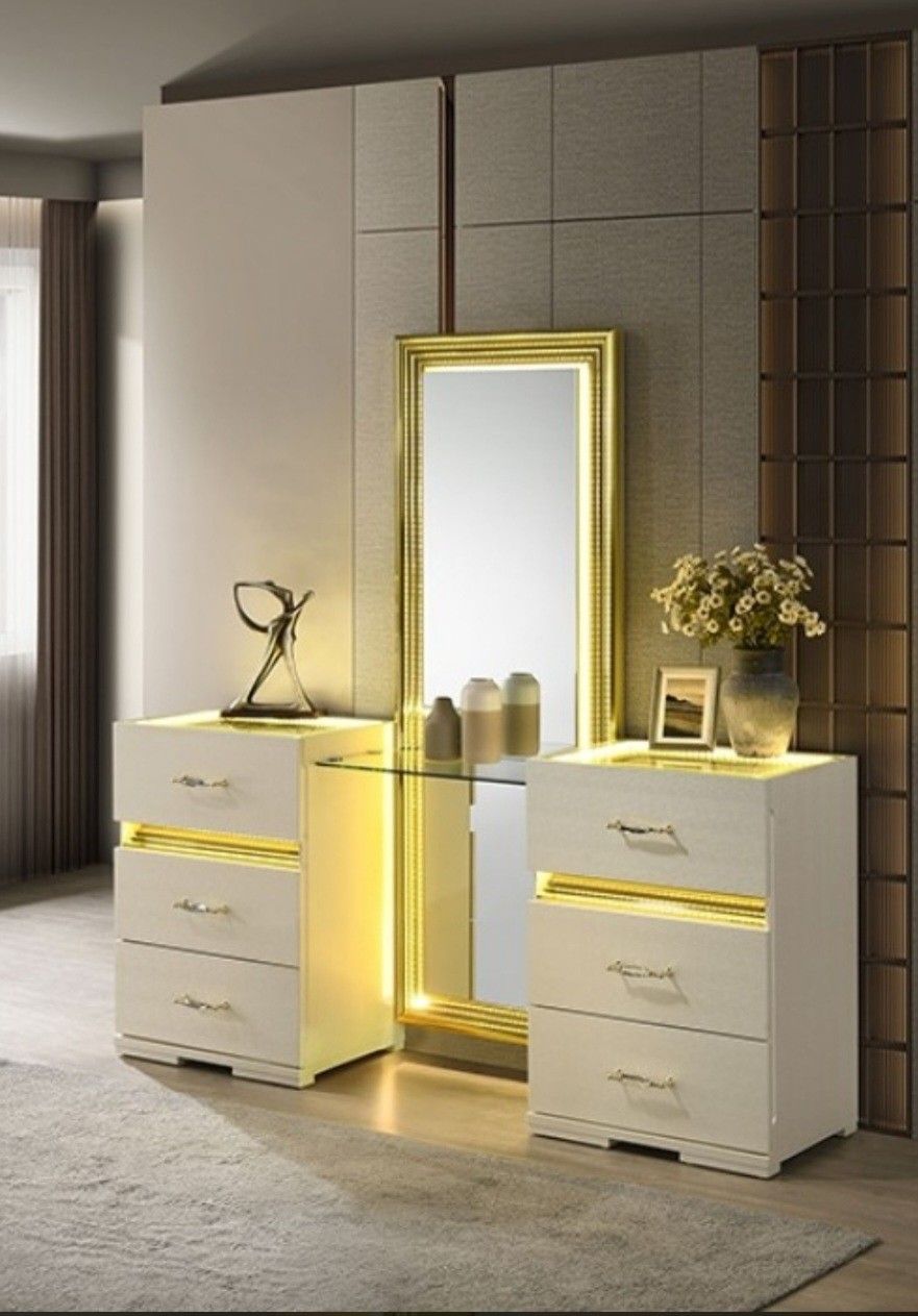 Vanity Beige Finish, LED Lighting. New Especial Price