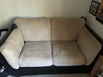 Small couch/sofa