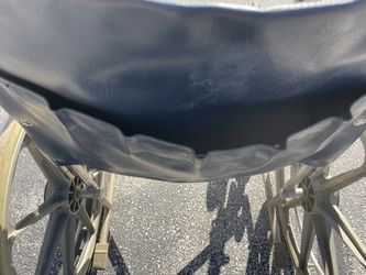 Heavy duty wheelchair