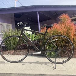 Specialized Sirrus Hybrid Bike Large