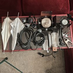 Lowel Photo Lighting Equipment 