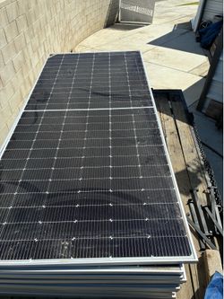 Solar Panels 590 Watts New $300 Each