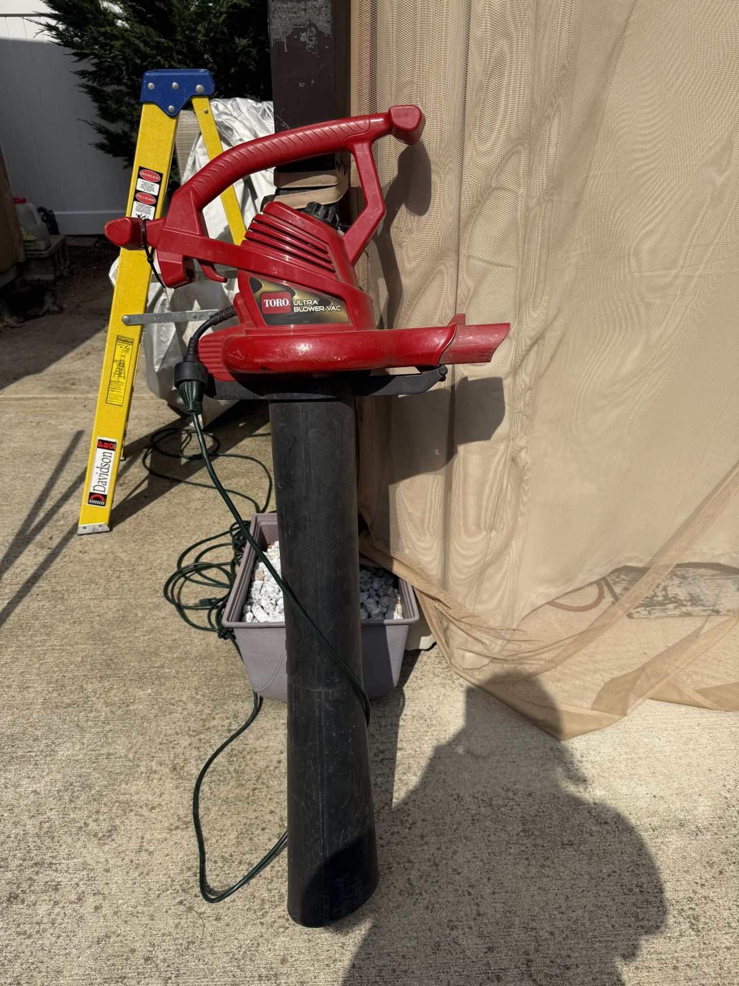 Toro Electric Leaf Blower/Vacuum – Powerful & Reliable