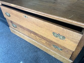 Wooden Drawer Chest