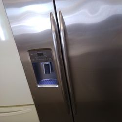 GE Refrigerator Profile