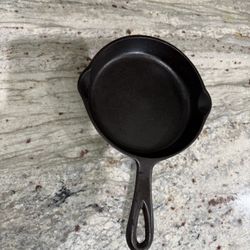 Cast Iron Skillet 