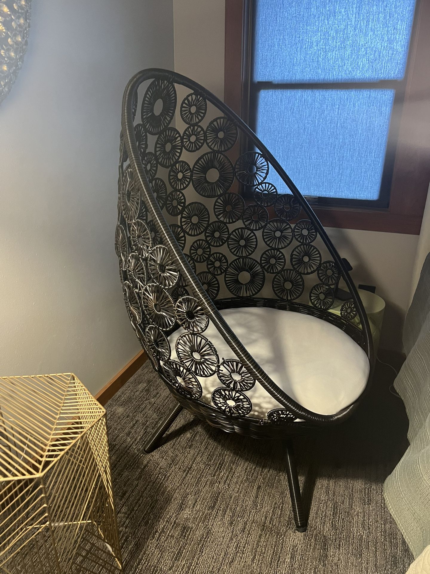 Deck Chairs Egg Shape