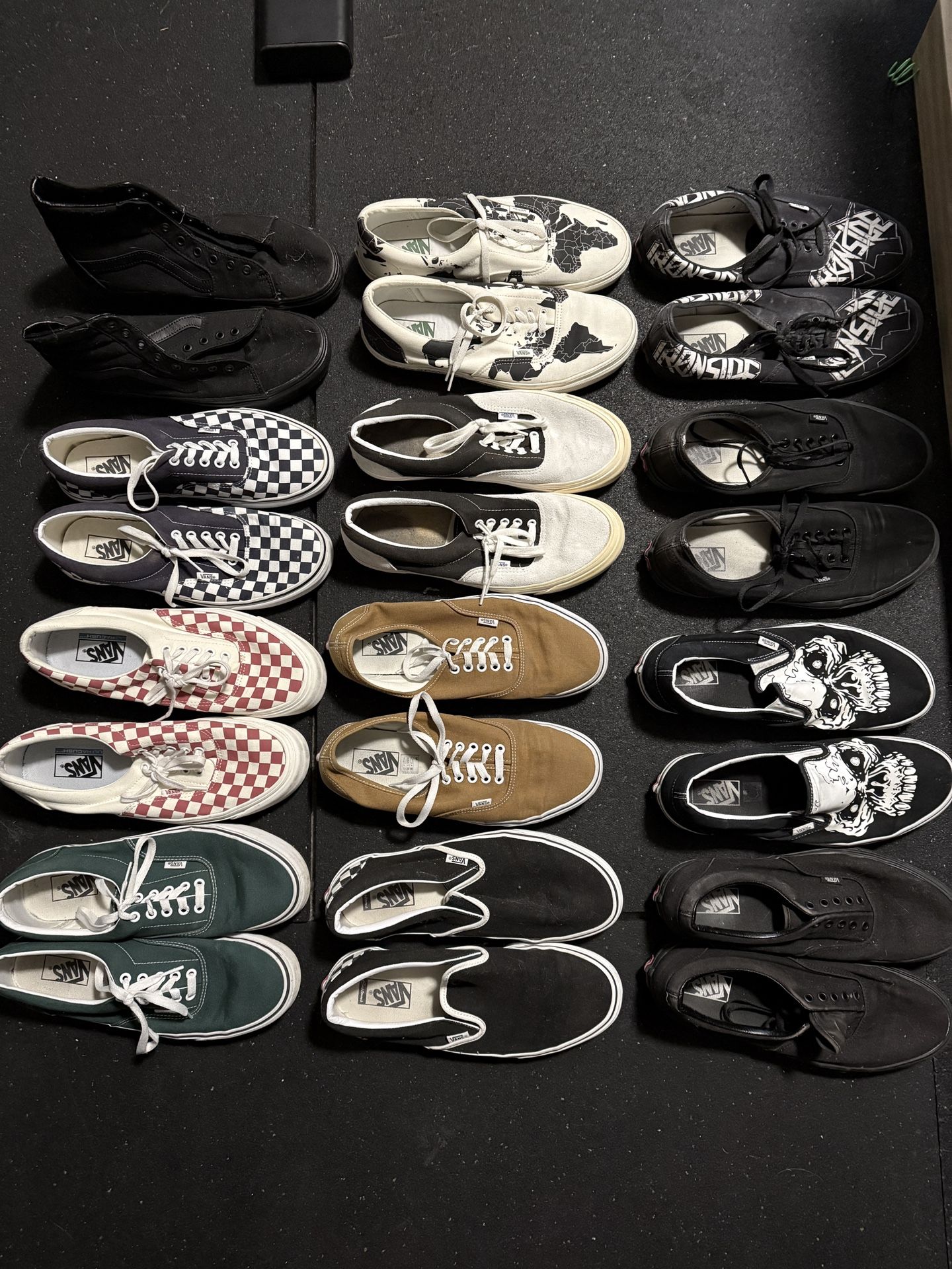Vans - Assorted 10.5 Shoes