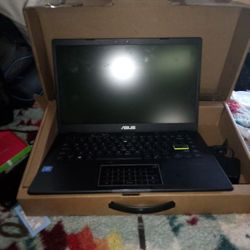 Asus 14.0" Laptop