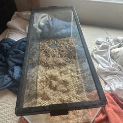 30 - 40 Gallon Tank.  (30x12x12)
