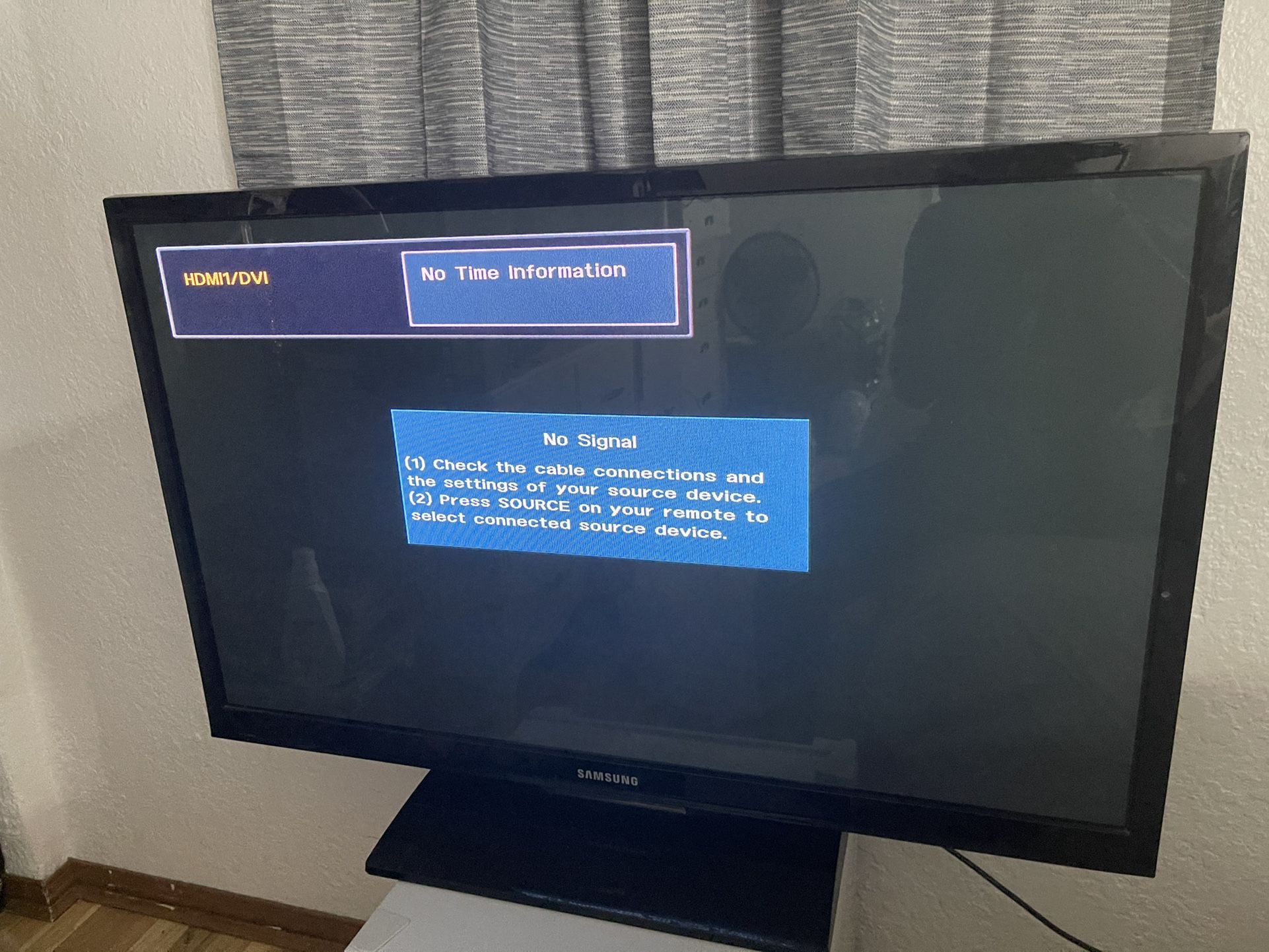 40 Inch Samsung Tv (not A Smart Tv)