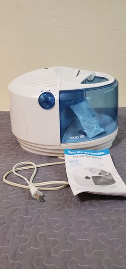 Humidifier by Vicks