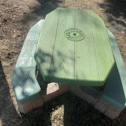 Outdoor Kids Table
