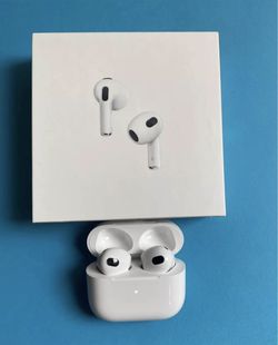 Airpods 3rd generation with charging case 