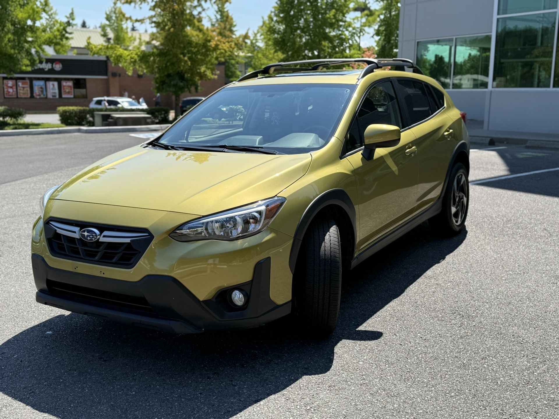 Beautiful Subaru crosstrek 2021. AWD.