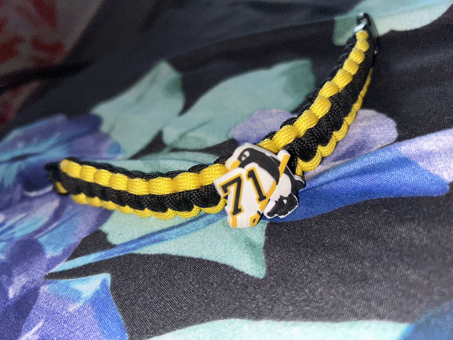 Pittsburgh Penguins paracord bracelet