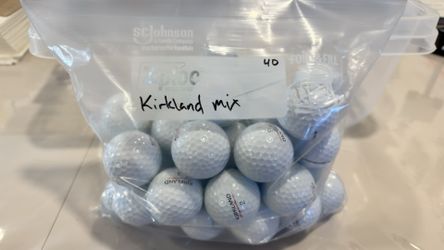 Kirkland Mix Golf Balls (40 Balls)