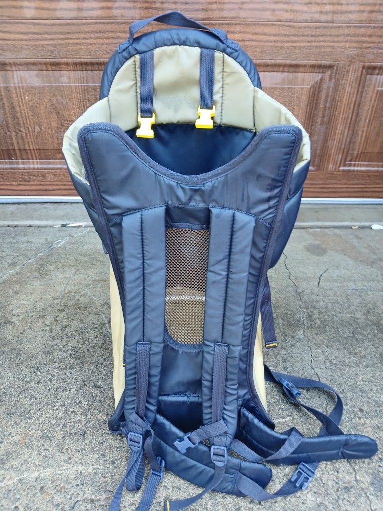 Cross Roads framed hiking child carrier backpac