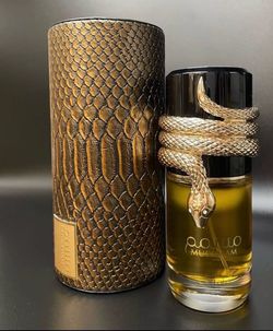Lattafa Musamam Eau de Parfum with Case