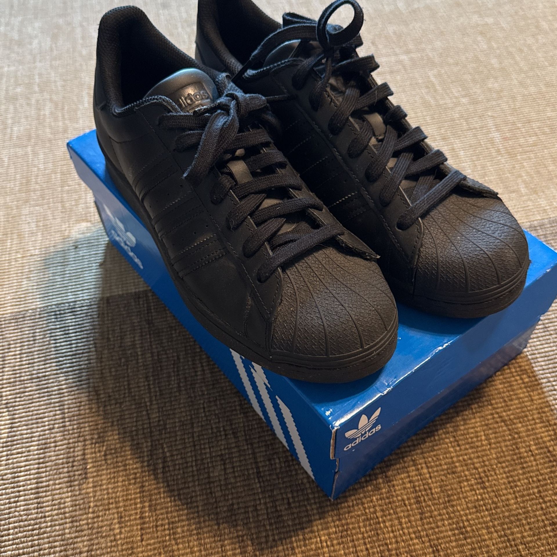 Adidas Super Star Sz 9