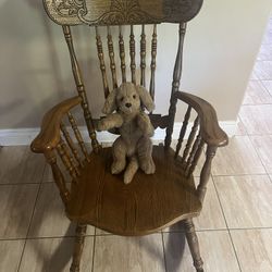 Antique  Gorgeous Solid Oak Rocking Chair. 