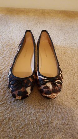 New! Banana Republic Leopard Flats(Size 7)