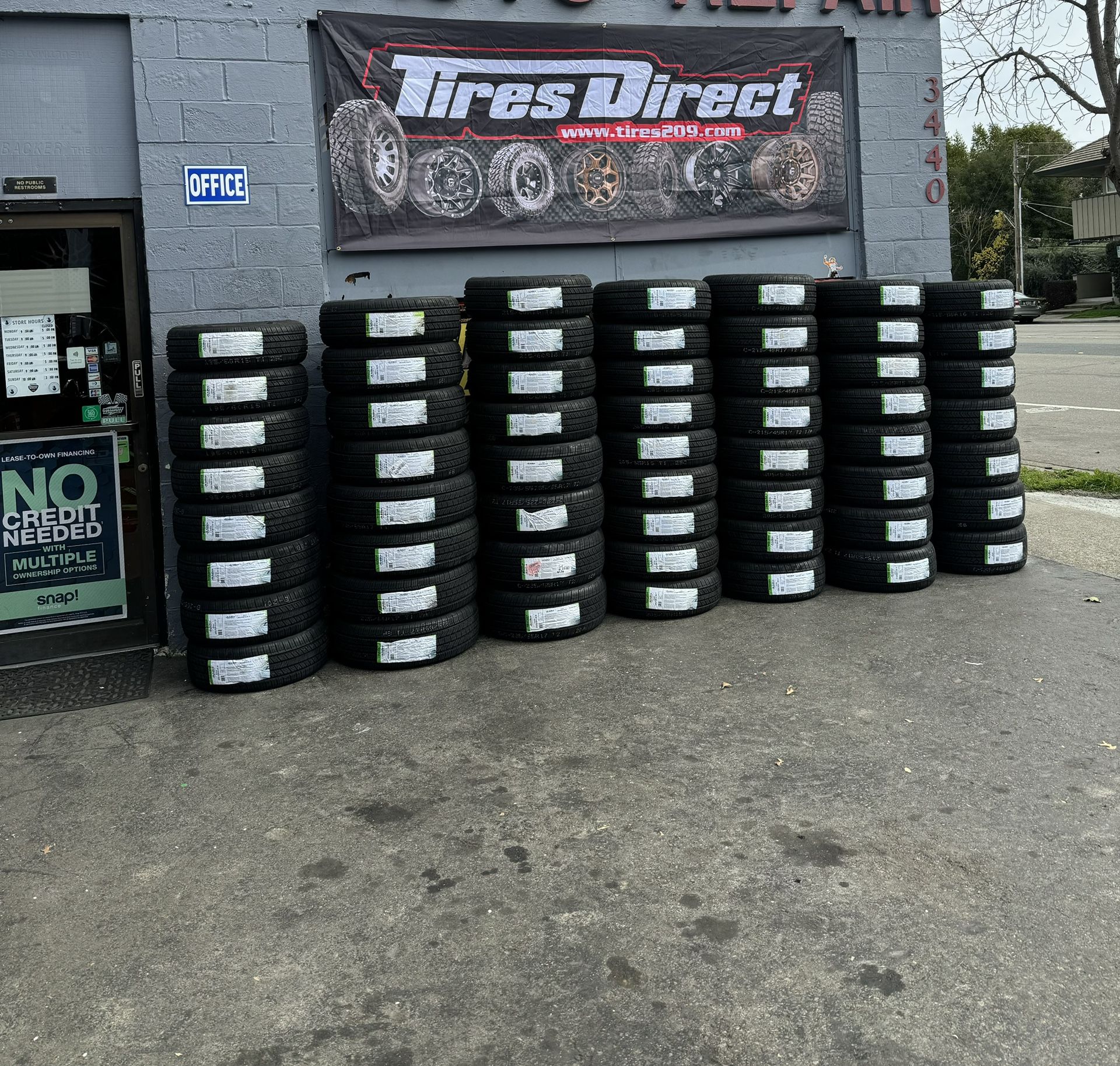 205-60-16 Tires 330$ Installed 4?