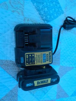 DeWalt DCB107 20V Charger and 1.5 ah Battery