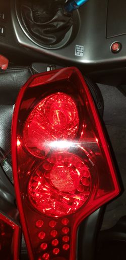 2004 Infiniti g35 coupe taillights